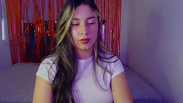 Snapshot of Lia_14_ chatting on November 1, 2025, 8:22 pm Lia 14 online show from November 1, 2025, 8:22 pm