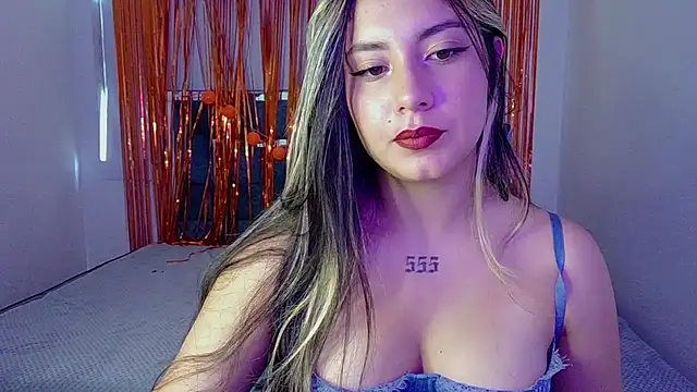 Snapshot of Lia_14_ chatting on November 2, 2025, 12:29 pm Lia 14 online show from November 2, 2025, 12:29 pm