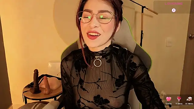 Snapshot of rosse_98_ chatting on March 28, 2026, 1:11 pm rosse 98 online show from March 28, 2026, 1:11 pm