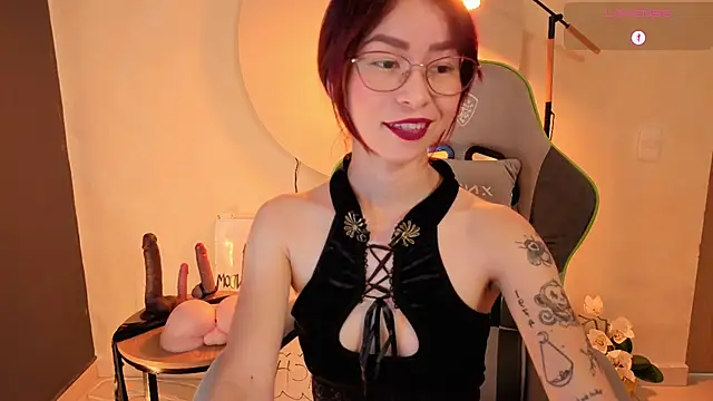 Snapshot of rosse_98_ chatting on April 15, 2026, 1:40 pm rosse 98 online show from April 15, 2026, 1:40 pm