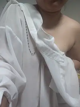 Snapshot of zhenzhen521 chatting on March 21, 2025, 4:18 pm zhenzhen521 online show from March 21, 2025, 4:18 pm