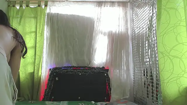 Megan Miles02 online show from December 29, 2024, 5:33 pm