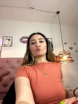 antonella87 online show from October 7, 2025, 10:40 pm