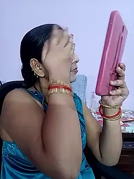 reemacouple007 online show from April 14, 2026, 5:57 am