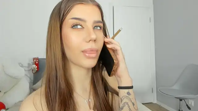 Snapshot of dolly_ll chatting on March 1, 2025, 4:44 pm dolly ll online show from March 1, 2025, 4:44 pm