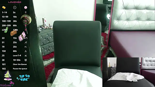 Snapshot of ViickySexy chatting on December 3, 2024, 7:44 pm ViickySexy online show from December 3, 2024, 7:44 pm