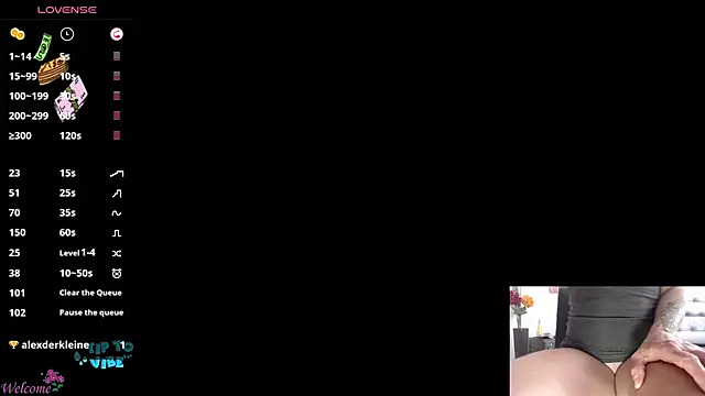 Snapshot of ViickySexy chatting on January 10, 2025, 7:43 pm ViickySexy online show from January 10, 2025, 7:43 pm