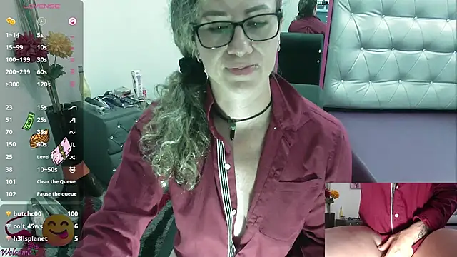 Snapshot of ViickySexy chatting on February 11, 2025, 10:39 pm ViickySexy online show from February 11, 2025, 10:39 pm