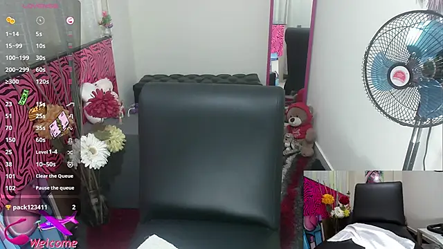 Snapshot of ViickySexy chatting on September 30, 2025, 7:41 pm ViickySexy online show from September 30, 2025, 7:41 pm