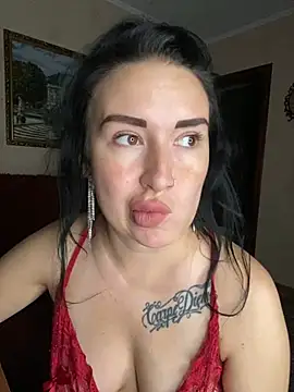 Snapshot of Roxana_Bell chatting on June 26, 2026, 5:39 pm Roxana Bell online show from June 26, 2026, 5:39 pm