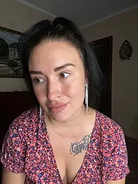 Snapshot of Roxana_Bell chatting on June 30, 2026, 3:24 pm Roxana Bell online show from June 30, 2026, 3:24 pm