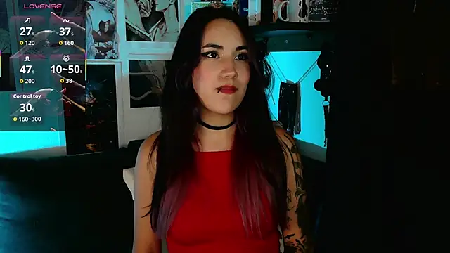 BLACKTSUKI7  online show from December 4, 2025, 9:12 pm