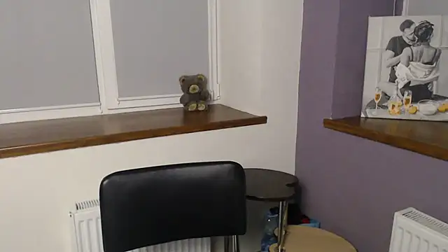 Snapshot of Caramel_bunny chatting on November 13, 2025, 12:59 pm Caramel bunny online show from November 13, 2025, 12:59 pm