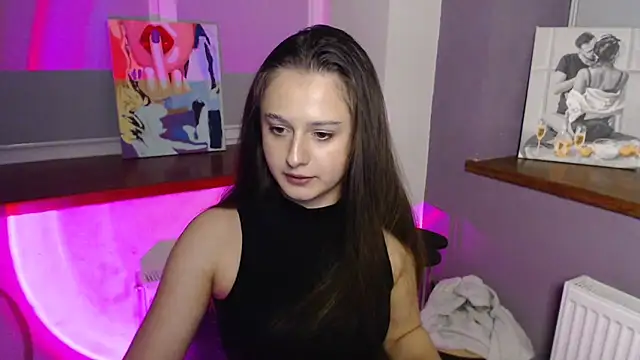 Snapshot of Caramel_bunny chatting on March 18, 2026, 2:42 pm Caramel bunny online show from March 18, 2026, 2:42 pm