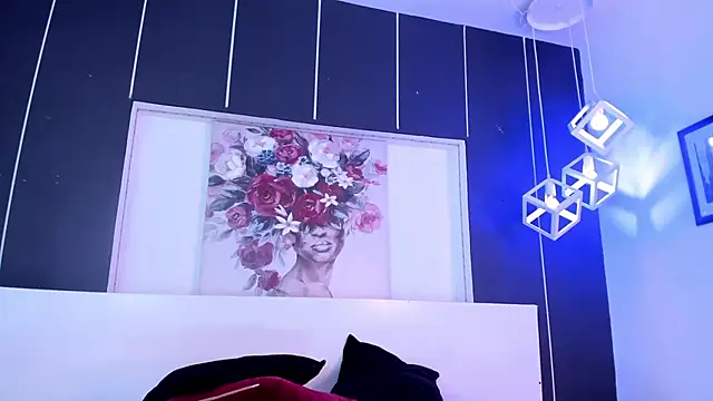 Alexxxholy online show from December 23, 2024, 1:45 pm