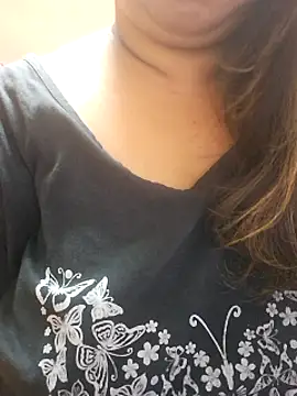 Ravina patil1 online show from February 15, 2025, 1:49 pm