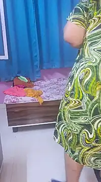 Ravina patil1 online show from March 3, 2025, 10:20 pm