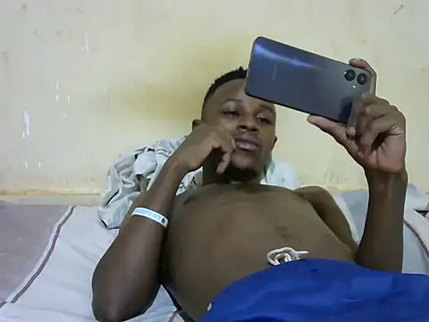 swthairydic online show from October 25, 2025, 3:29 pm