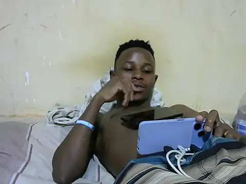 swthairydic online show from November 1, 2025, 4:20 pm