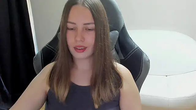 Snapshot of Mia_shy1 chatting on June 14, 2026, 4:58 am Mia shy1 online show from June 14, 2026, 4:58 am