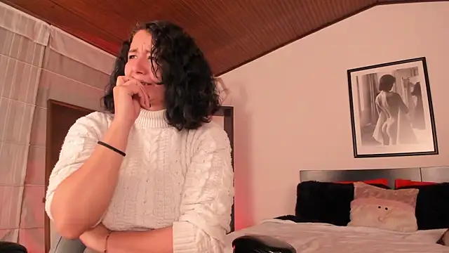 Snapshot of Moony_14 chatting on November 27, 2025, 1:24 pm Moony 14 online show from November 27, 2025, 1:24 pm