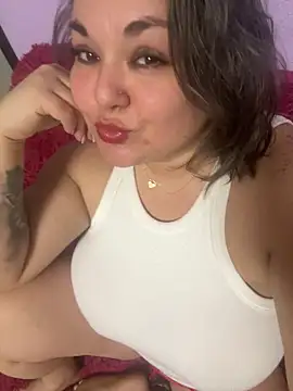 Snapshot of MikyVesela chatting on January 18, 2026, 4:44 pm MikyVesela online show from January 18, 2026, 4:44 pm