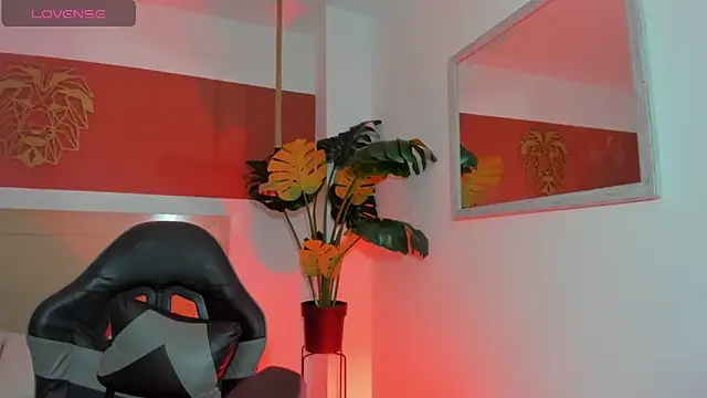 enma30  online show from October 3, 2025, 1:41 pm