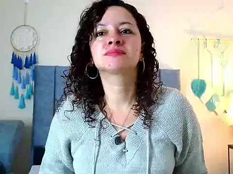 Snapshot of ArtesanaMK chatting on October 13, 2025, 11:21 am ArtesanaMK online show from October 13, 2025, 11:21 am