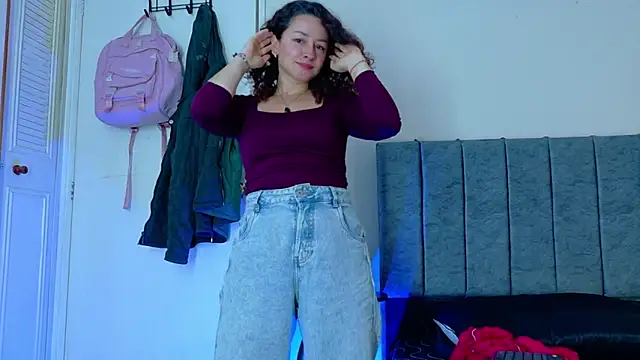 Snapshot of ArtesanaMK chatting on November 8, 2025, 6:29 pm ArtesanaMK online show from November 8, 2025, 6:29 pm