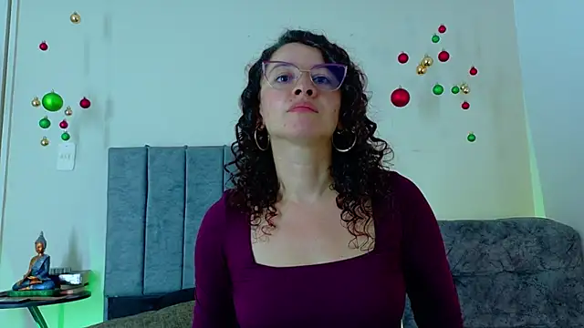 Snapshot of ArtesanaMK chatting on November 21, 2025, 6:39 pm ArtesanaMK online show from November 21, 2025, 6:39 pm