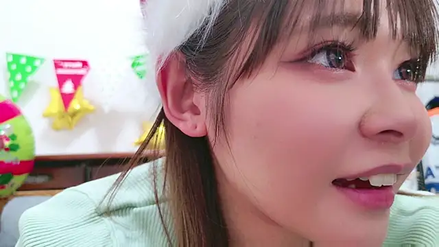 Snapshot of Megu_Melon chatting on December 25, 2024, 3:06 pm Megu Melon online show from December 25, 2024, 3:06 pm