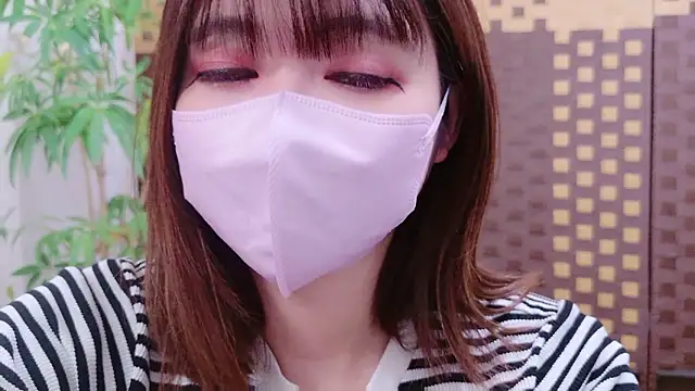 Megu Melon online show from May 23, 2026, 5:23 am