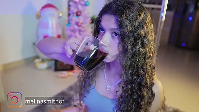 Snapshot of Melina-Smith chatting on December 5, 2024, 12:41 am Melina-Smith online show from December 5, 2024, 12:41 am