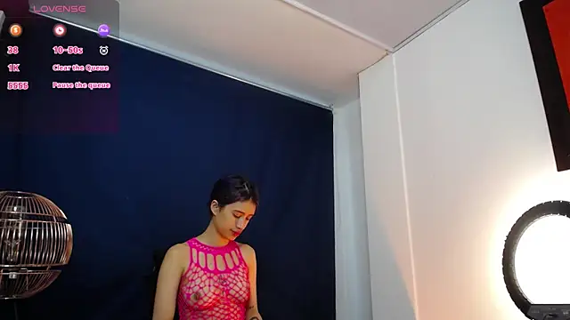 Snapshot of BellaOdisea chatting on January 14, 2025, 2:22 pm BellaOdisea online show from January 14, 2025, 2:22 pm
