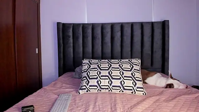 Snapshot of paulina_soto chatting on February 28, 2026, 10:33 pm paulina soto online show from February 28, 2026, 10:33 pm