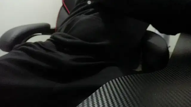 Snapshot of Dandi19 chatting on November 27, 2025, 2:24 am Dandi19 online show from November 27, 2025, 2:24 am