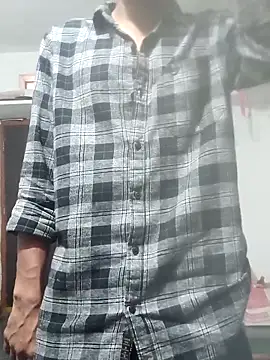 Snapshot of Shivaa- chatting on February 14, 2026, 11:29 am Shivaa- online show from February 14, 2026, 11:29 am