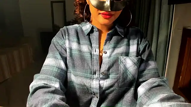 Snapshot of Bad_Girl_Kayra69 chatting on January 6, 2026, 6:33 pm Bad Girl Kayra69 online show from January 6, 2026, 6:33 pm