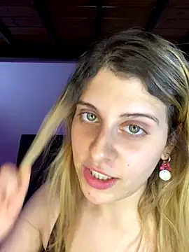 FlorBich online show from October 24, 2025, 5:37 am