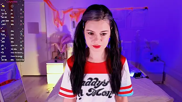 Lil Amelie online show from October 31, 2025, 10:16 am