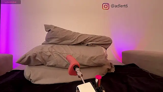 Snapshot of adler80035 chatting on February 26, 2026, 6:34 am adler80035 online show from February 26, 2026, 6:34 am