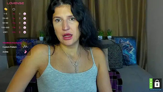 Alianna Solo Kisses online show from October 15, 2025, 5:29 am