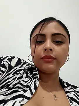 Snapshot of MelannyBell chatting on February 25, 2025, 9:46 pm MelannyBell online show from February 25, 2025, 9:46 pm