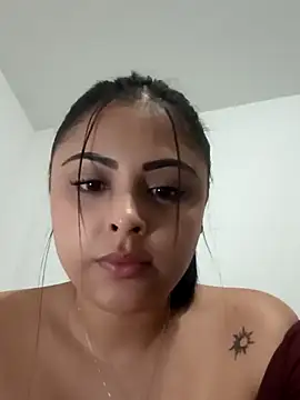 Snapshot of MelannyBell chatting on March 16, 2025, 7:17 pm MelannyBell online show from March 16, 2025, 7:17 pm