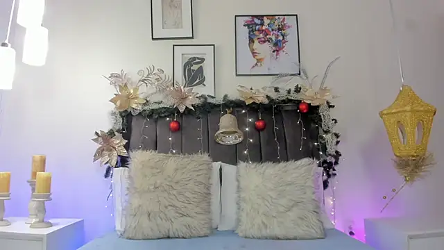 helen mooree online show from December 5, 2025, 12:58 pm