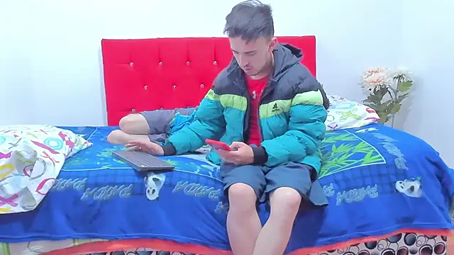 big-dicktop23 online show from December 5, 2024, 8:33 am