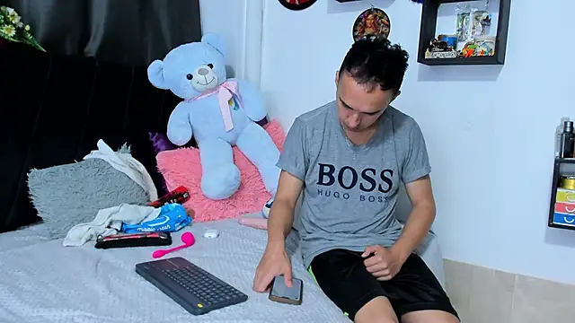 big-dicktop23 online show from May 1, 2026, 7:07 pm