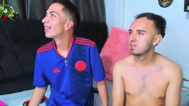 big-dicktop23 online show from May 27, 2026, 3:31 pm