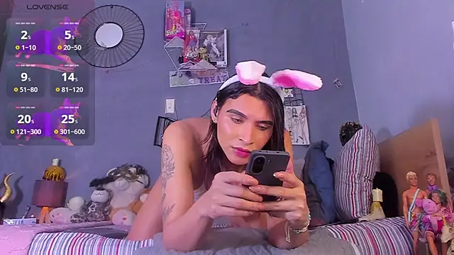 tiffbeatiful online show from October 16, 2025, 9:16 pm