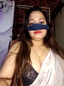 Snapshot of albelasummi702 chatting on January 13, 2026, 2:39 am albelasummi702 online show from January 13, 2026, 2:39 am